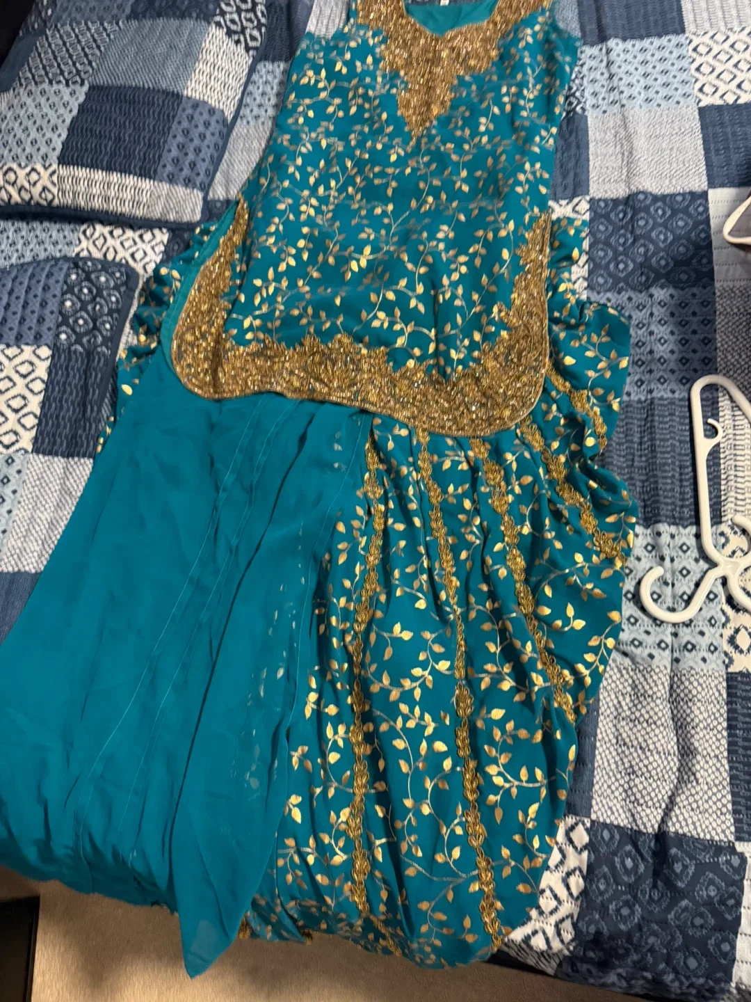 Teal & Gold Embroidered Salwar Kameez Suit image indicator(5)