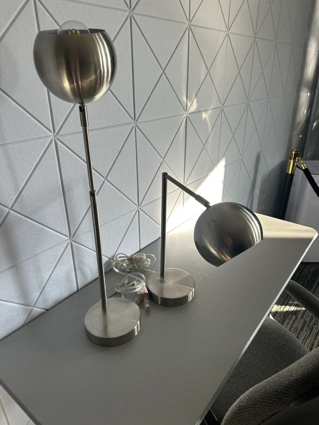 Modern Silver Desk Lamps - Set of 2 image indicator(2)