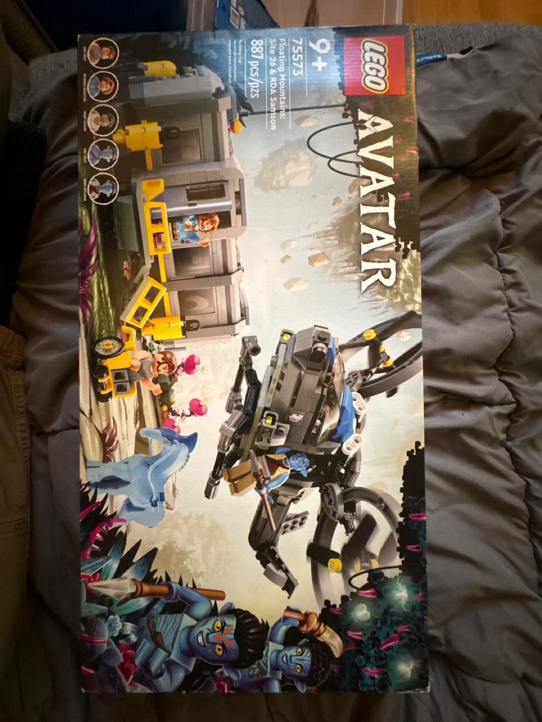 LEGO Avatar Floating Mountains Site 26 & RDA Samson 75573