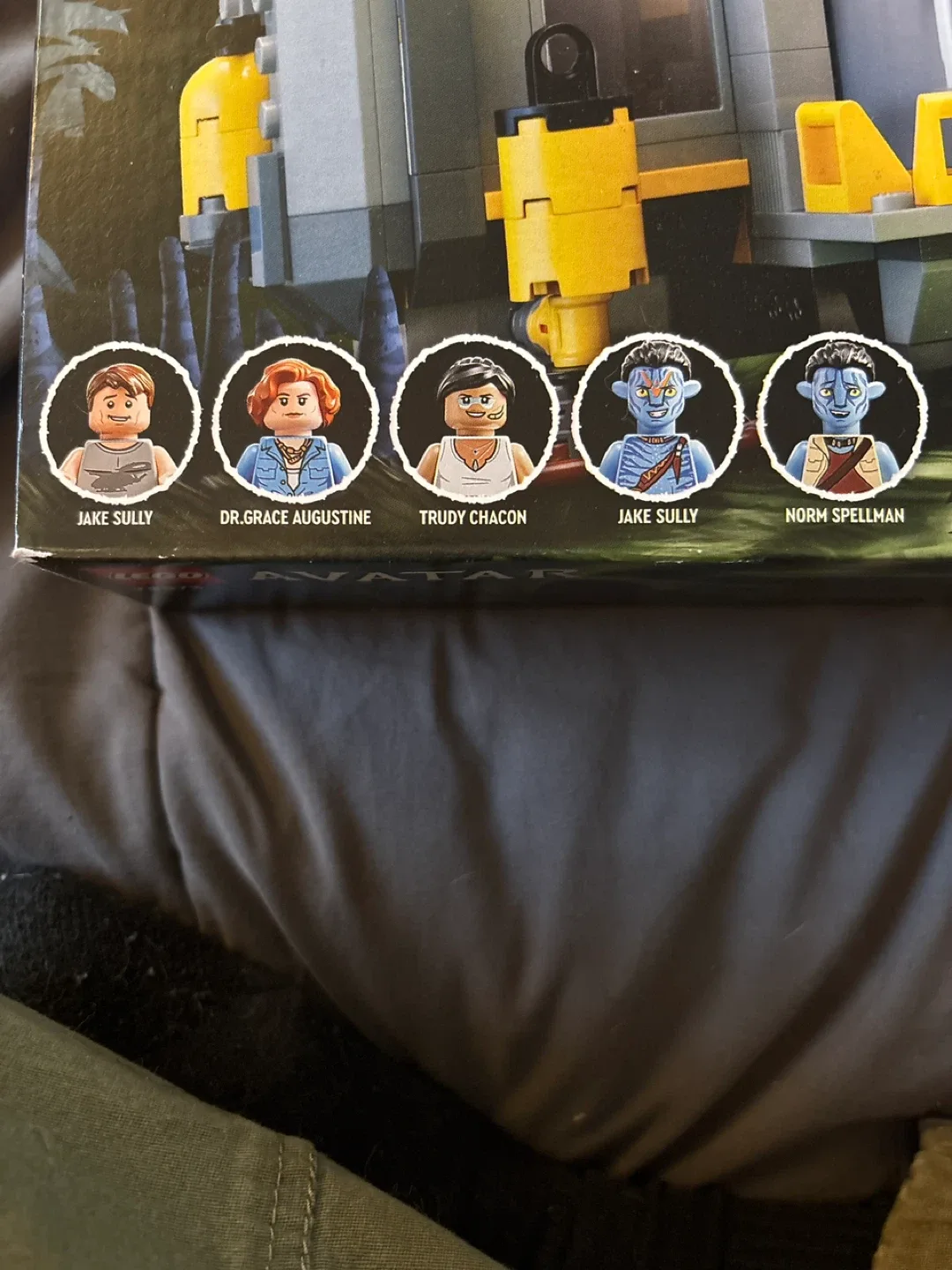 LEGO Avatar Floating Mountains Site 26 & RDA Samson 75573 image indicator(3)