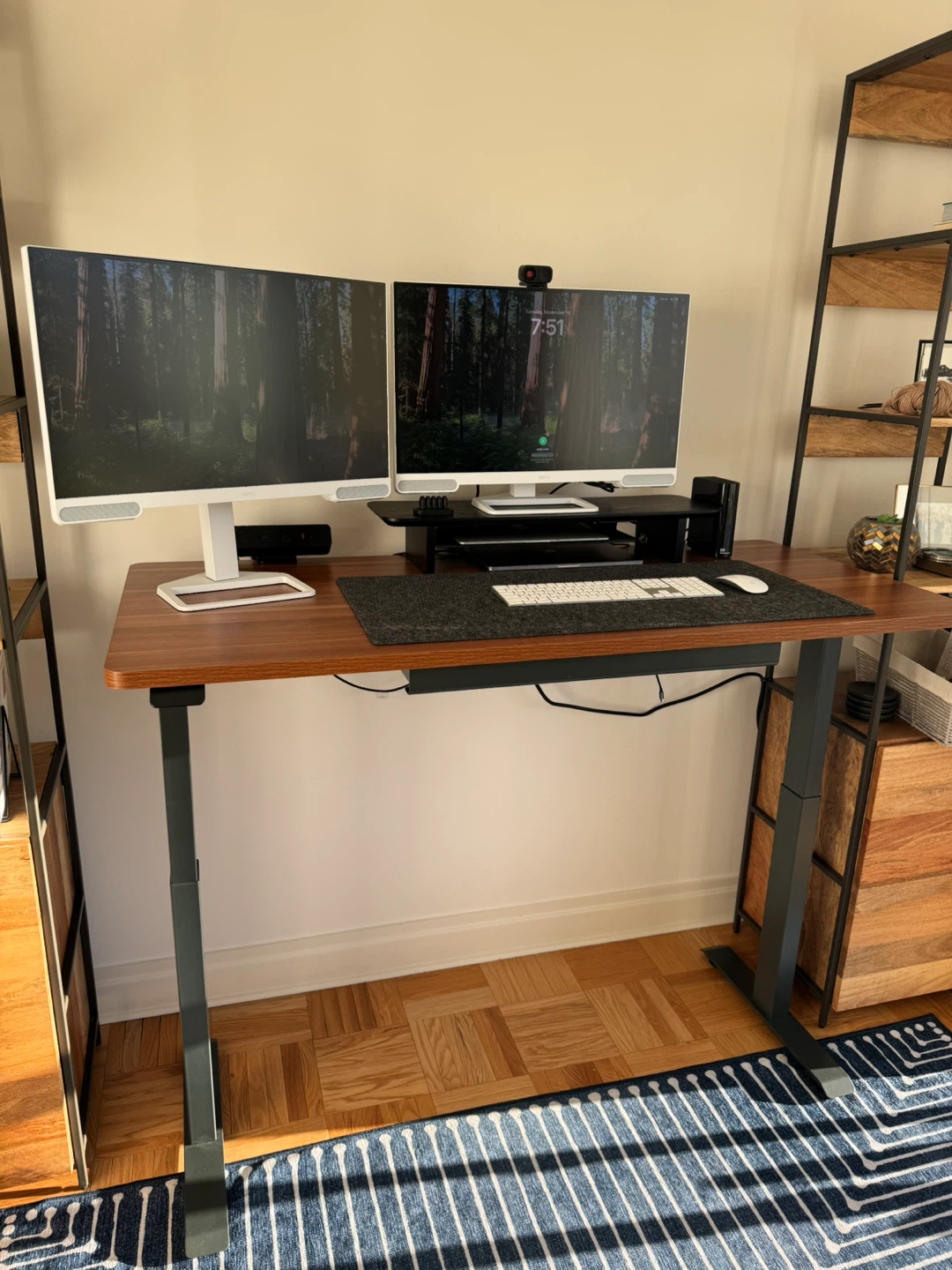 Standing Desk - photo 2