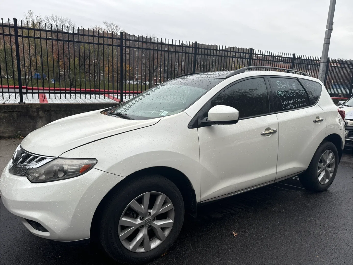 Nissan Murano Beige Leather Rear Seats
