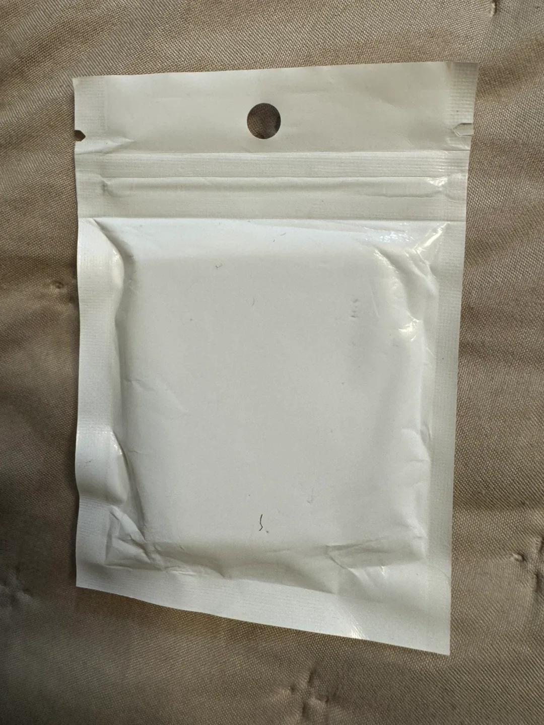 Gold Hoop Earrings - Fashion Jewelry image indicator(5)