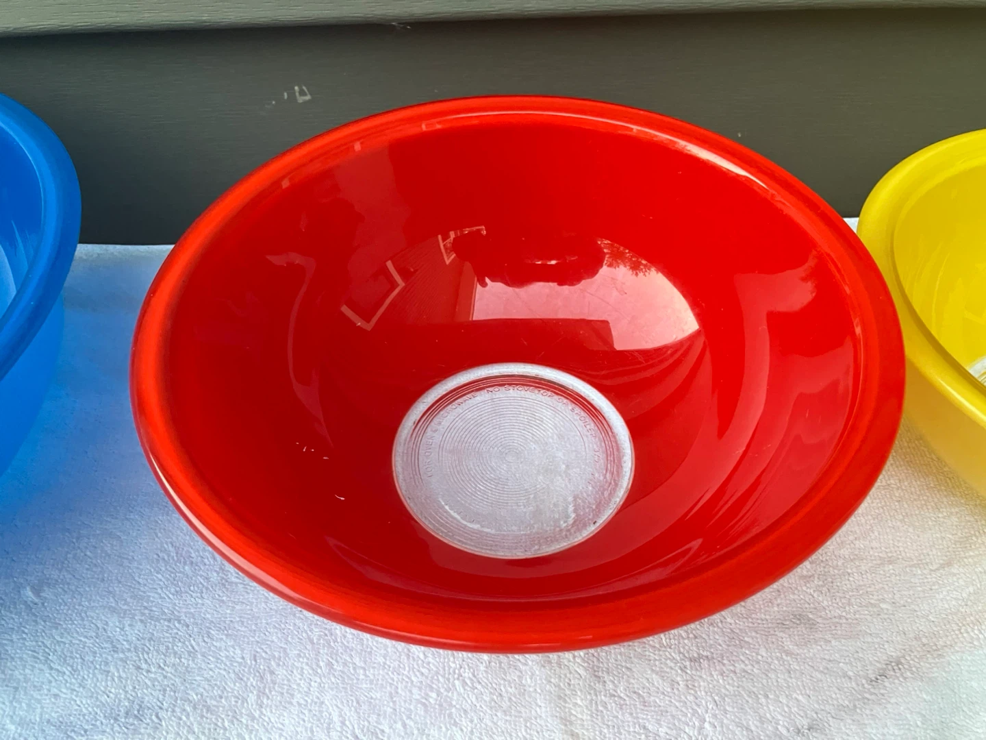 Vintage Pyrex Primary Mixing Bowls - Set of 4 - photo 4