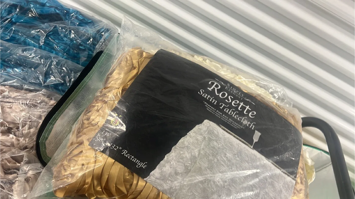 Rosette Satin Overlay 72" x 72" Square image indicator(6)