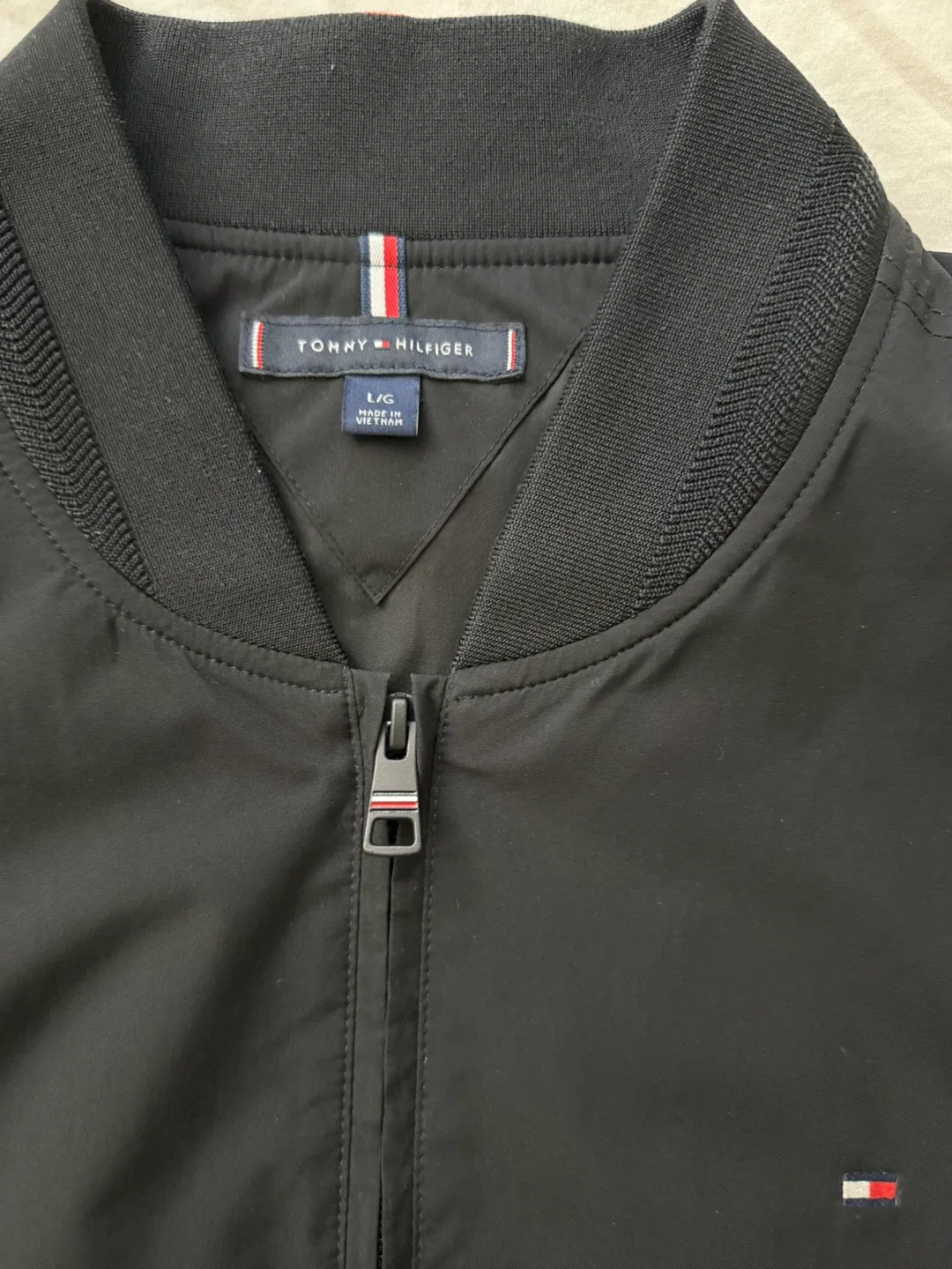 Tommy Hilfiger Lightweight Twill Bomber Black Jacket - L image indicator(3)