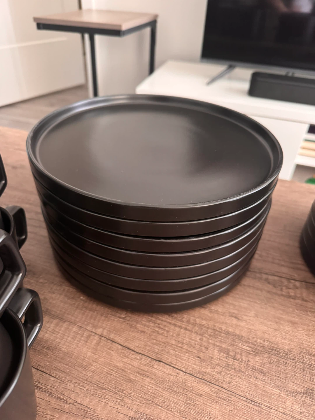 Black Stone Lain Dinnerware Set (32 items) - Plates, Bowls, Mugs - photo 2