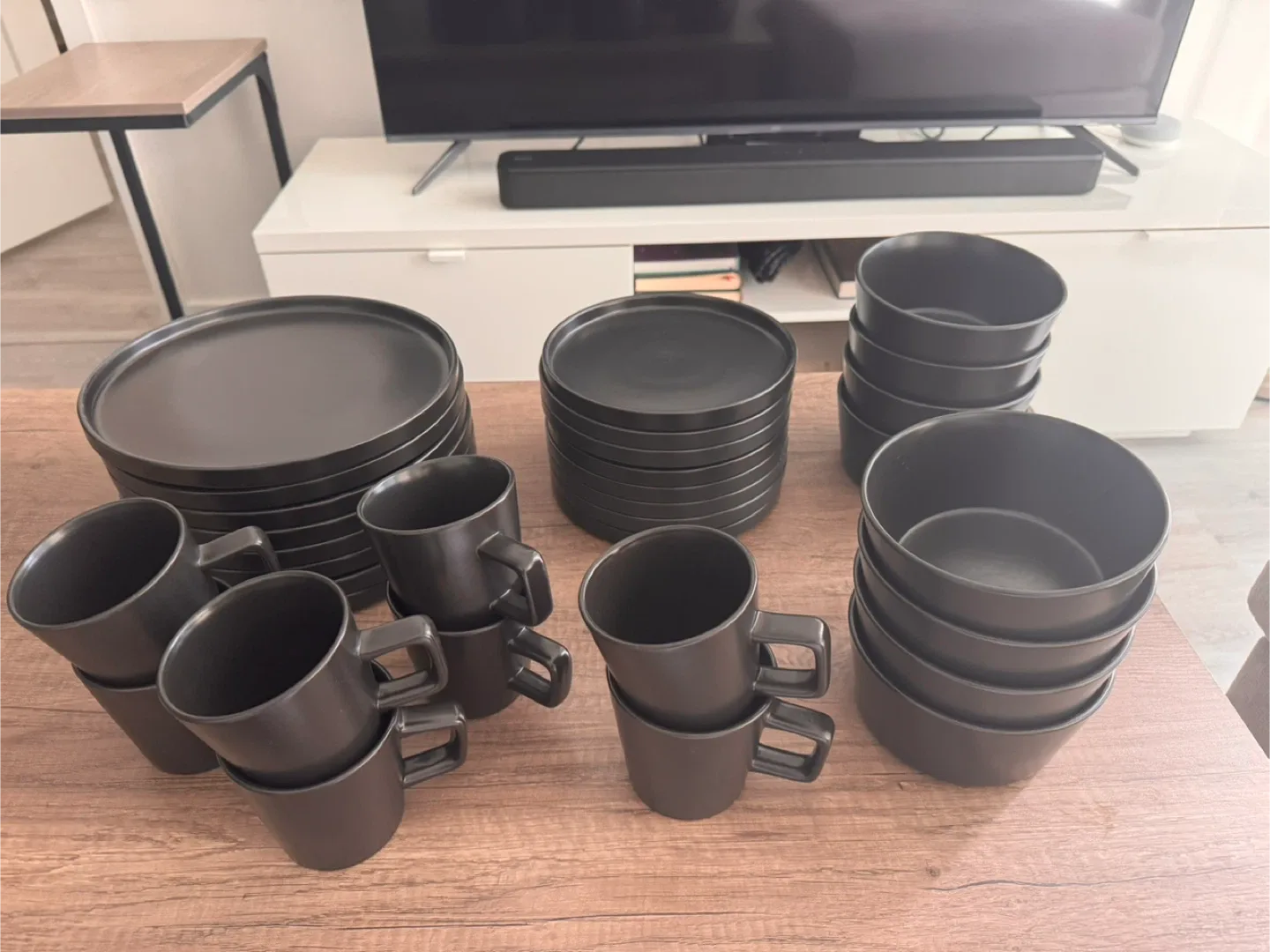 Black Dinnerware Set (Stone Lain) - Plates, Bowls, Mugs image indicator(6)