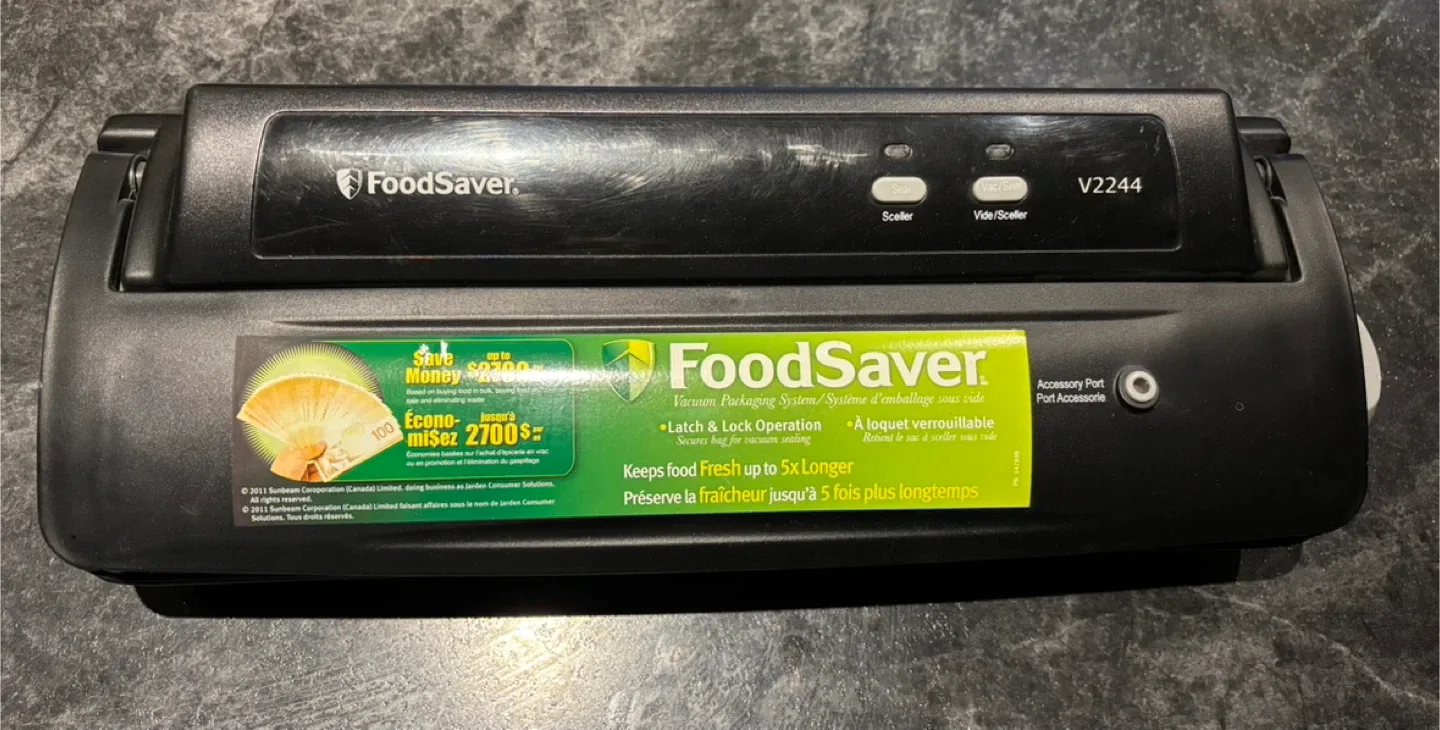 FoodSaver V2244 Vacuum Packaging System