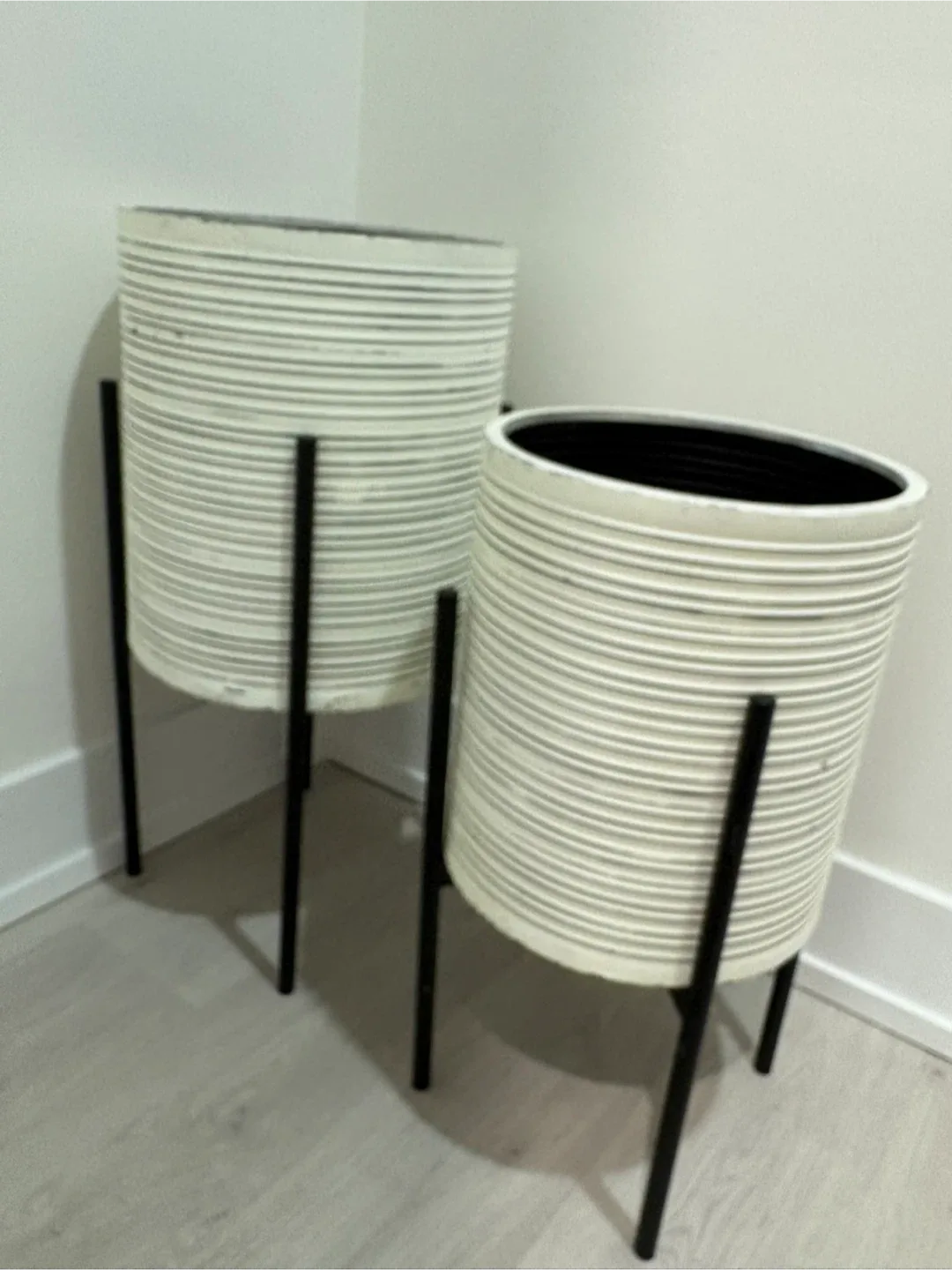 Planters  with Stand - Home Decor image indicator(2)