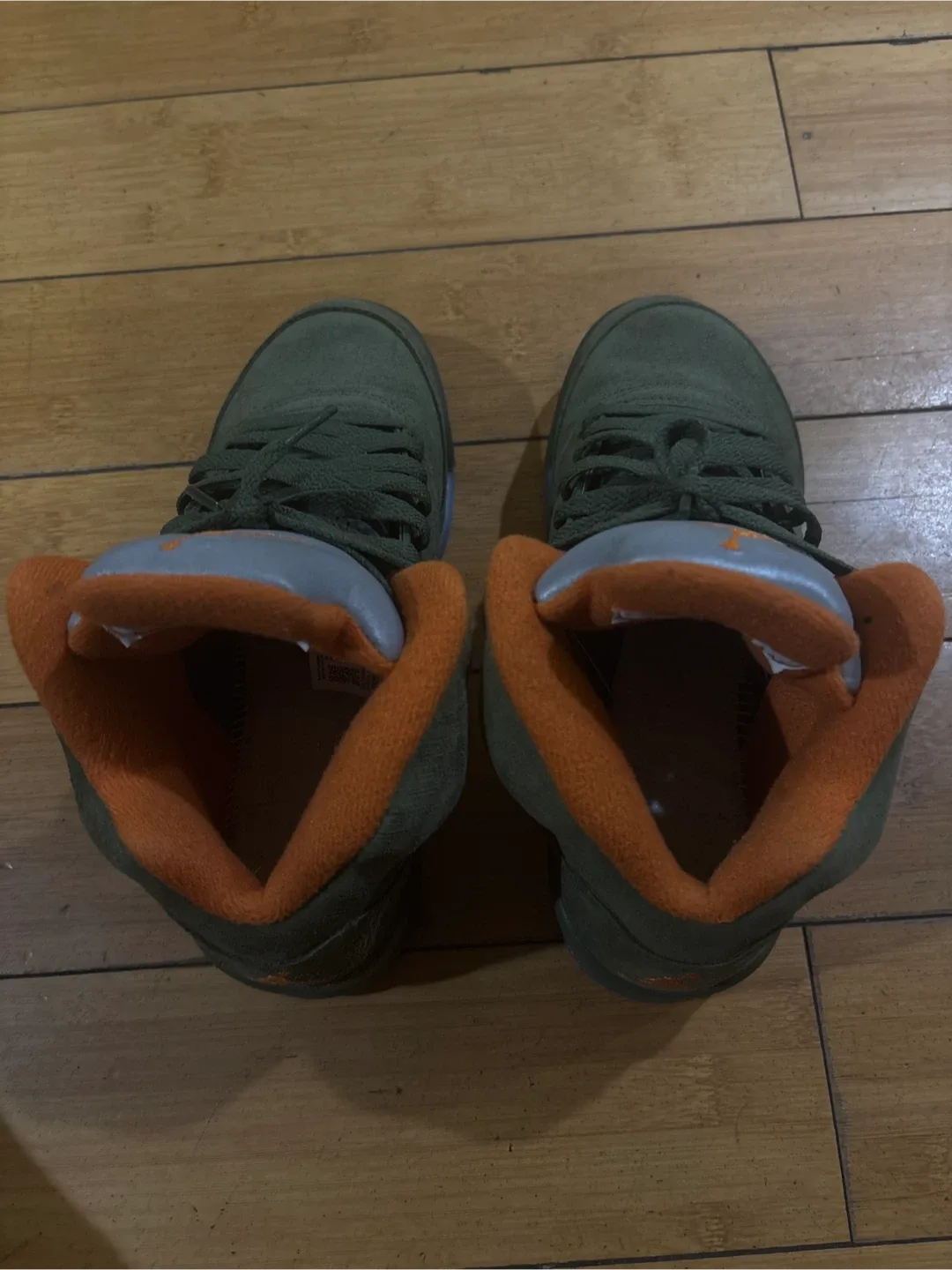 Jordan 5 Retro Olive Green image indicator(2)