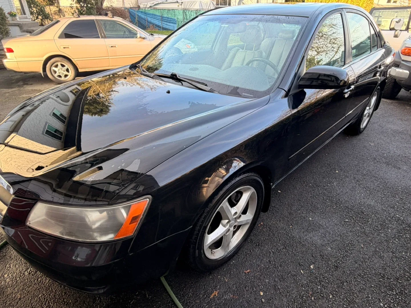 Black Hyundai Sonata Sedan image indicator(4)