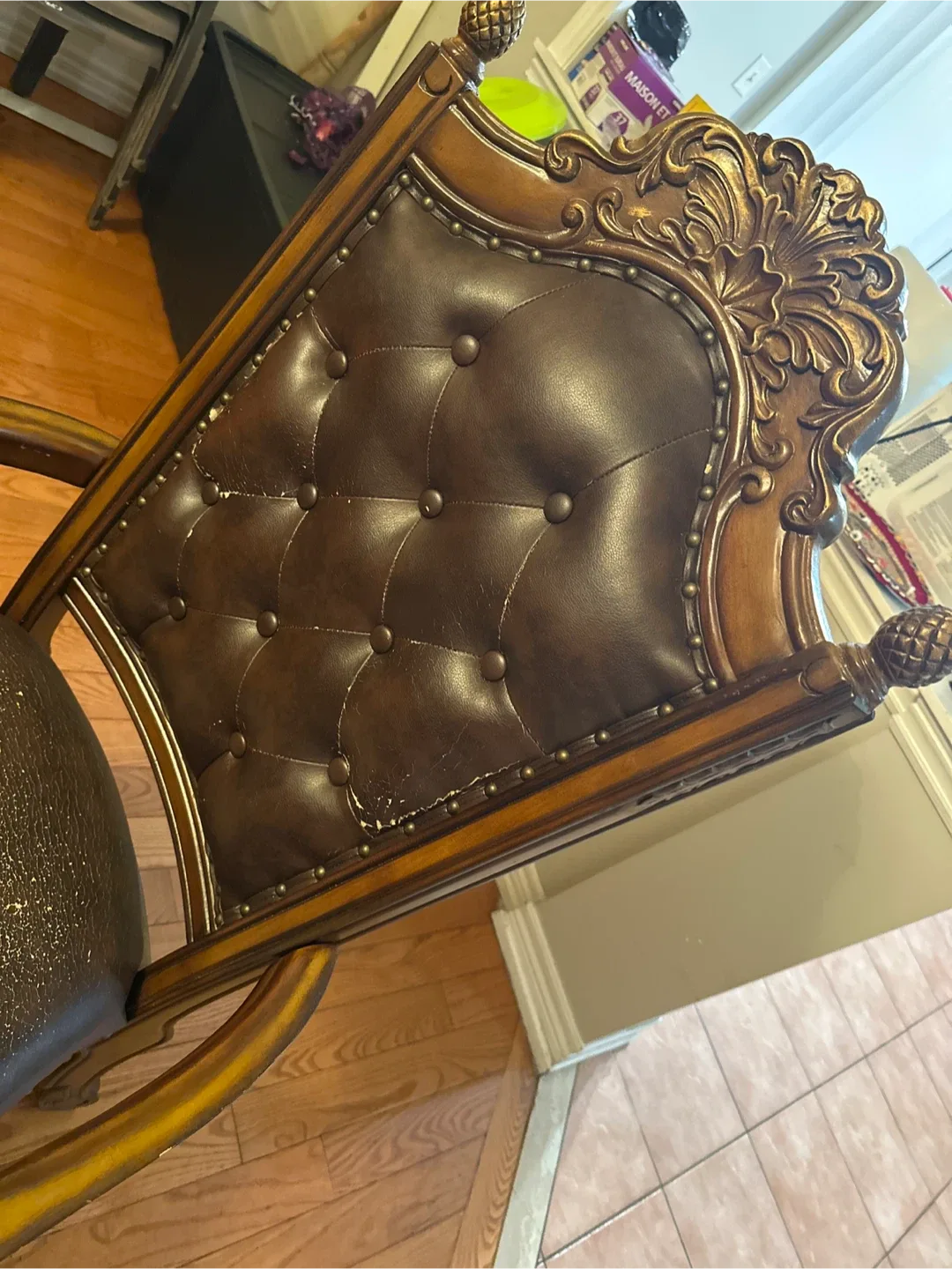 Ornate Dining Table with 6 Chairs image indicator(4)