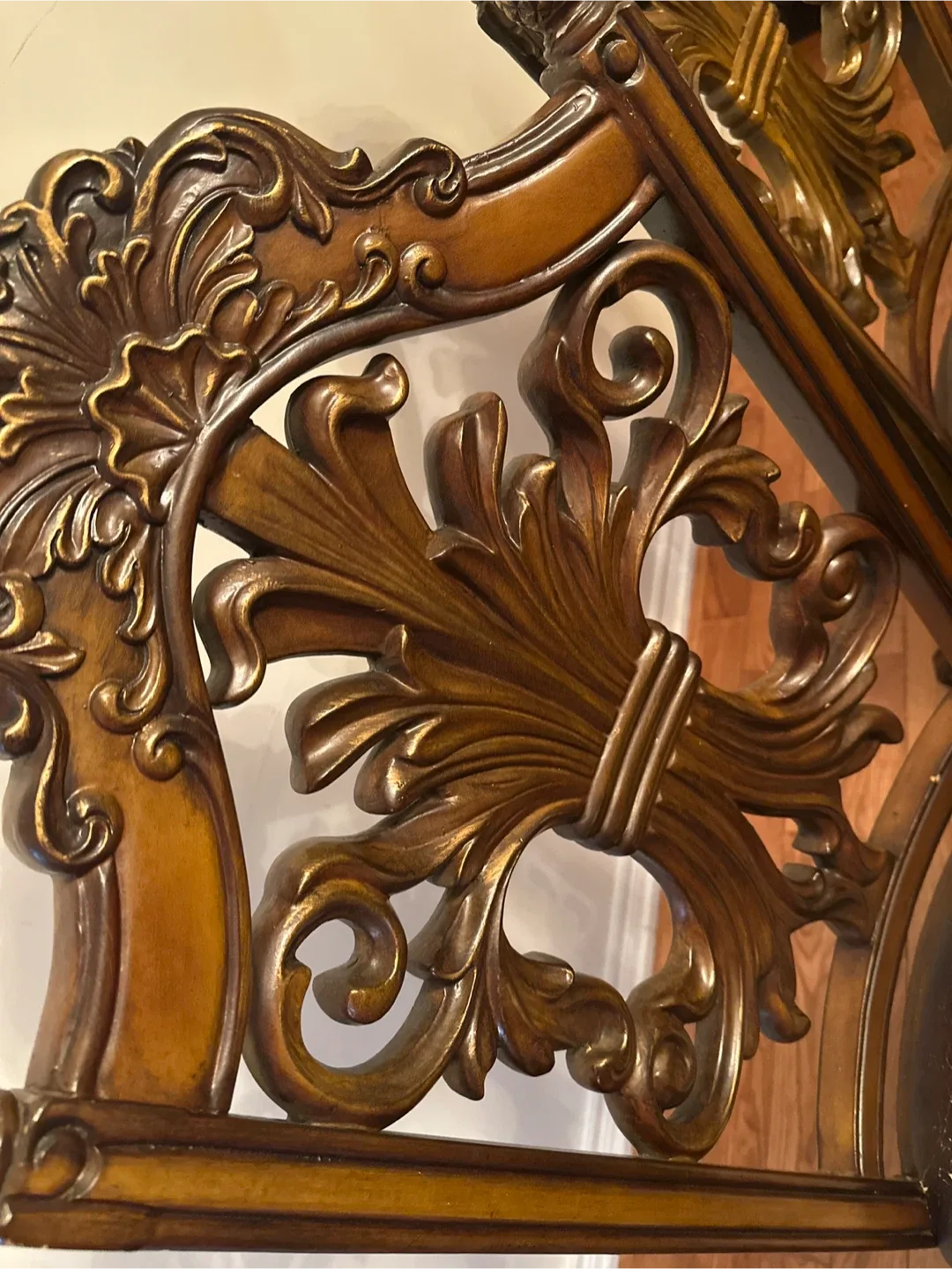 Ornate Dining Table with 6 Chairs image indicator(3)