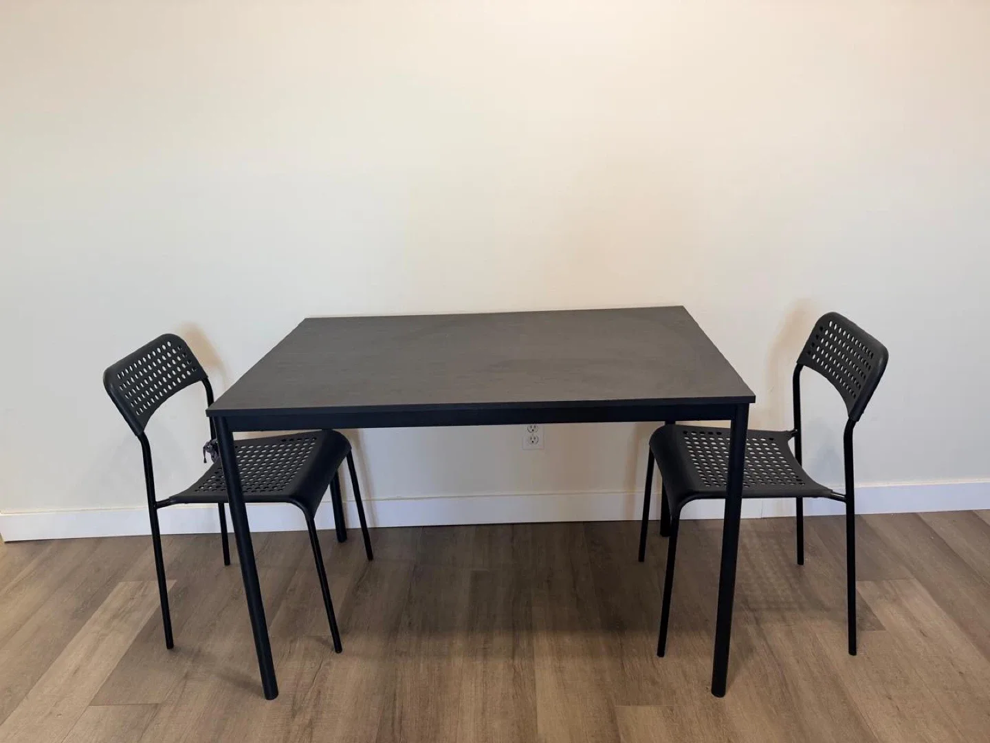 Black Dining Table