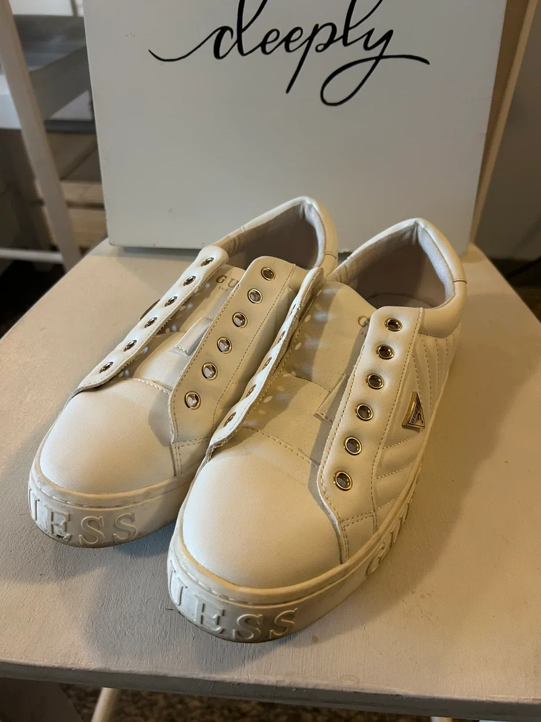 Guess GFSANDEE White Sneakers - Size 8