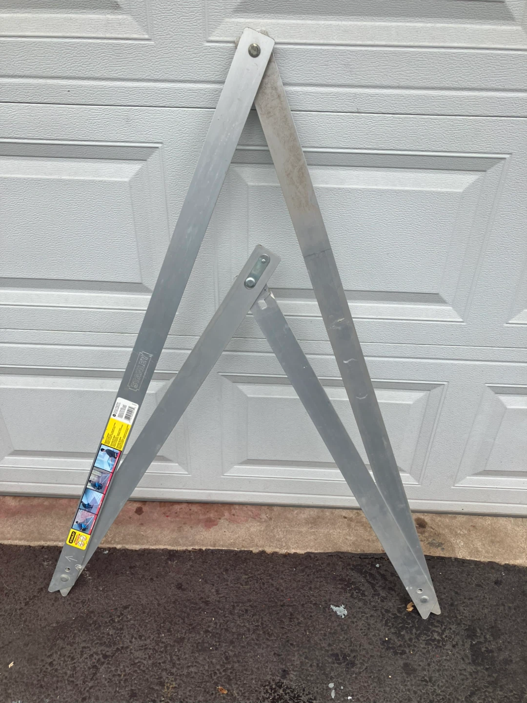 Stanley Folding Square 120cm (48in) - 1-45-013 - photo 3