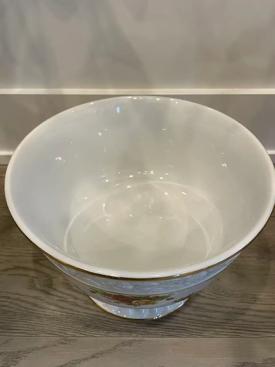 🌹 Royal Albert Old Country Roses Pedestal Bowl (1980s–1990s) image indicator(5)