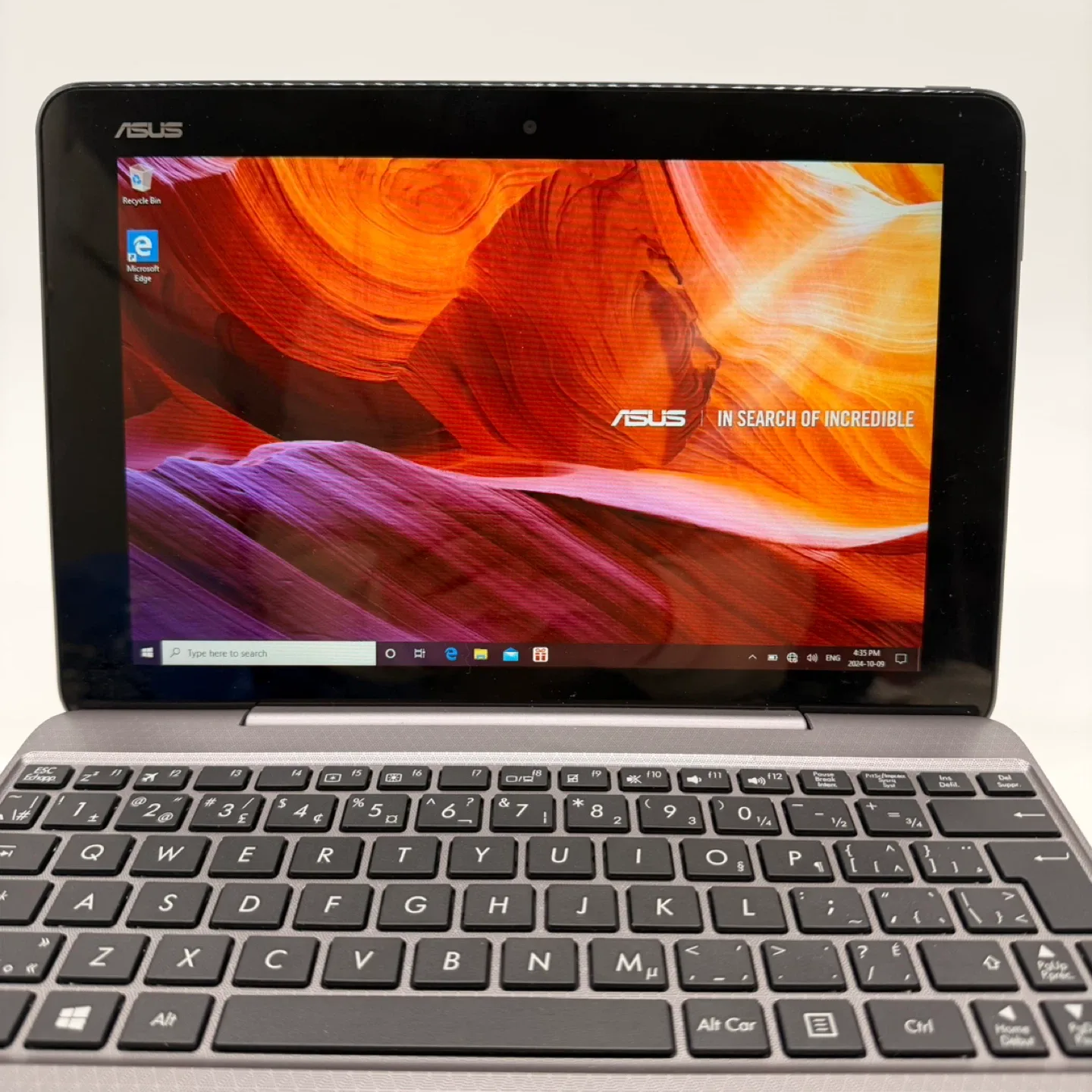 ASUS Transformer T101HA 10.1” 2-in-1 Laptop/Tablet image indicator(2)