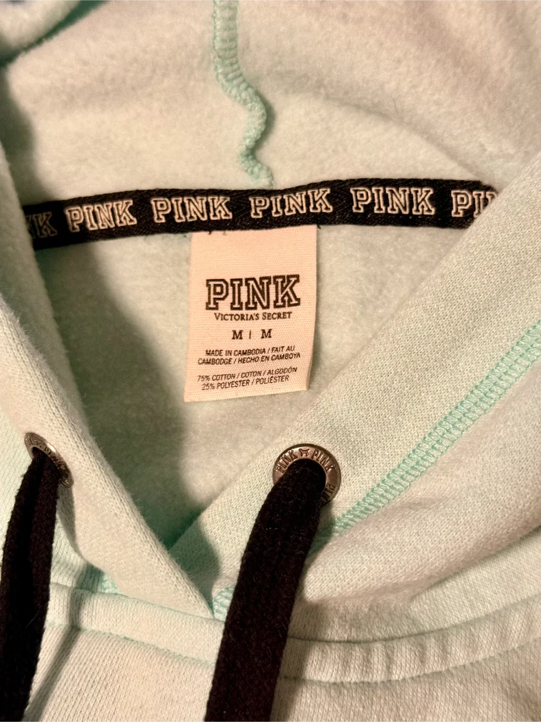 PINK Victoria's Secret Hoodie - Size M image indicator(4)