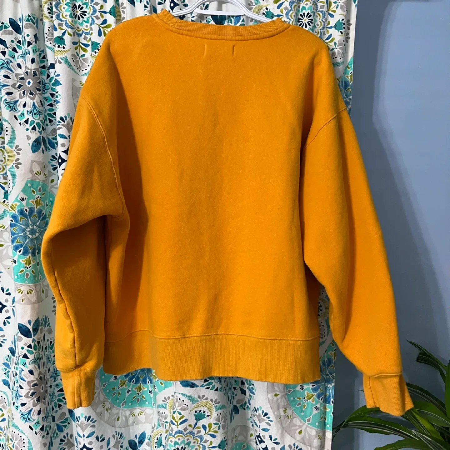 Tna Sweatshirt - Size 3 - Mustard Yellow image indicator(2)