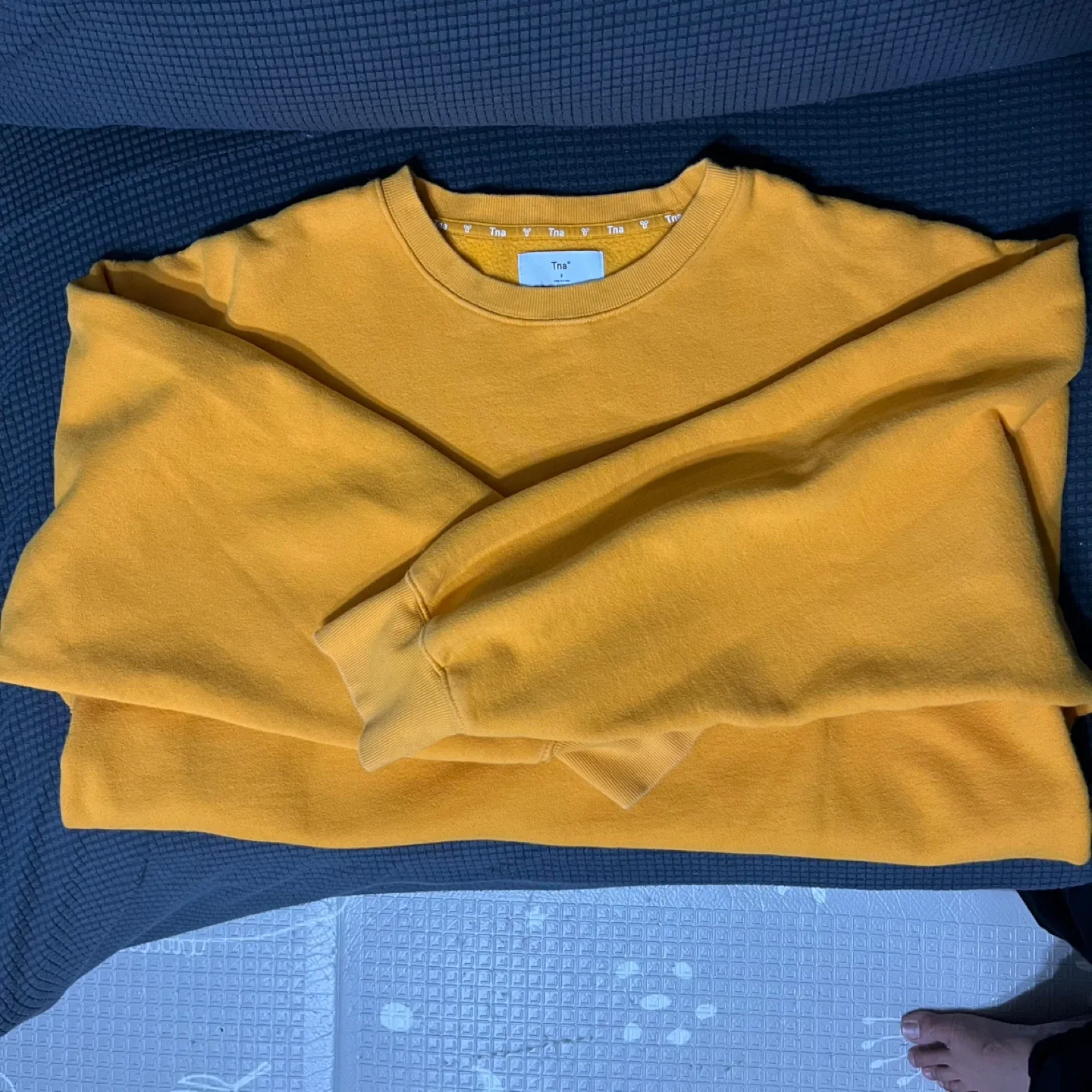 Tna Sweatshirt - Size 3 - Mustard Yellow image indicator(3)