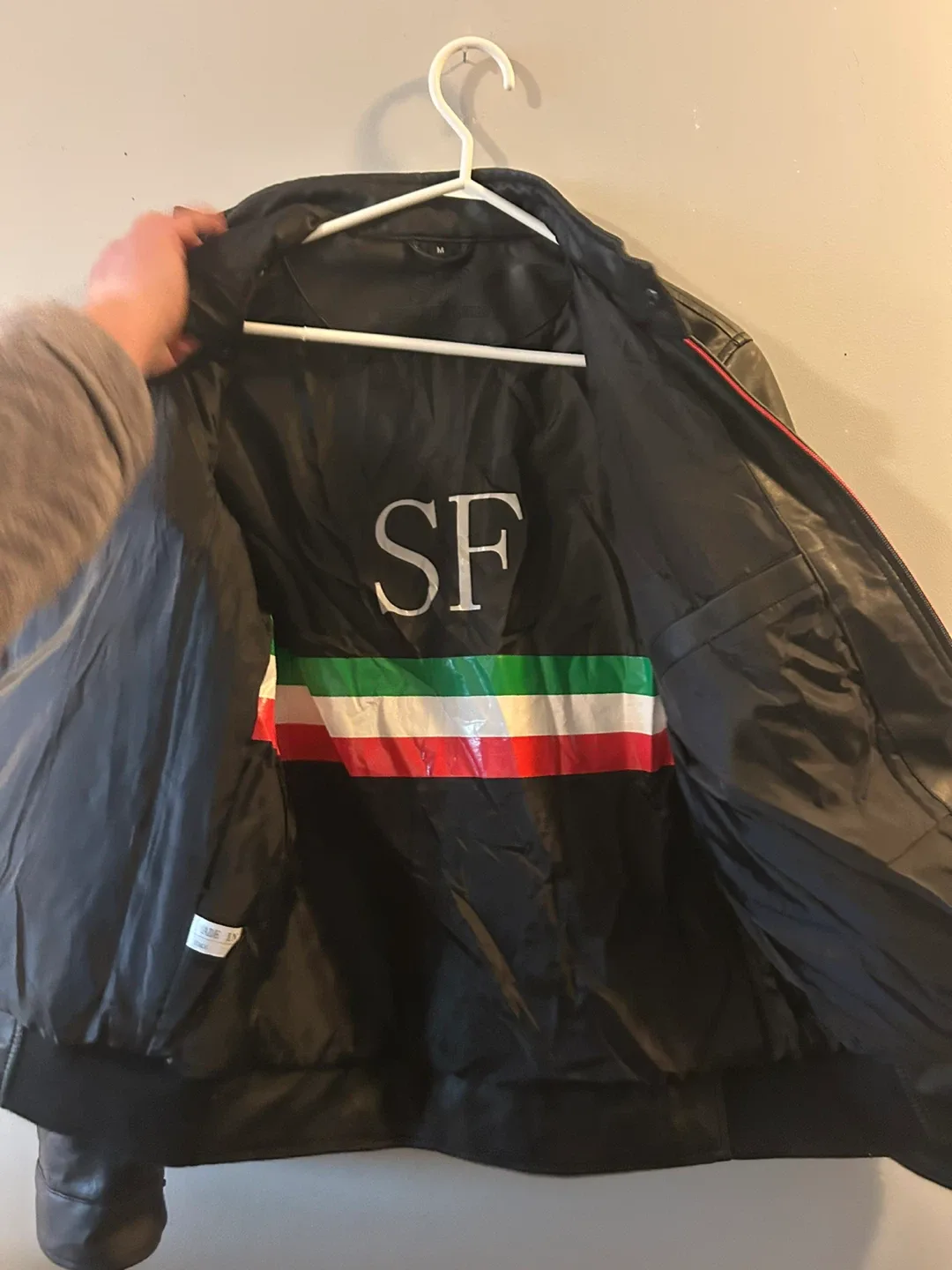 Black faux skin Leather Jacket - Size M image indicator(2)