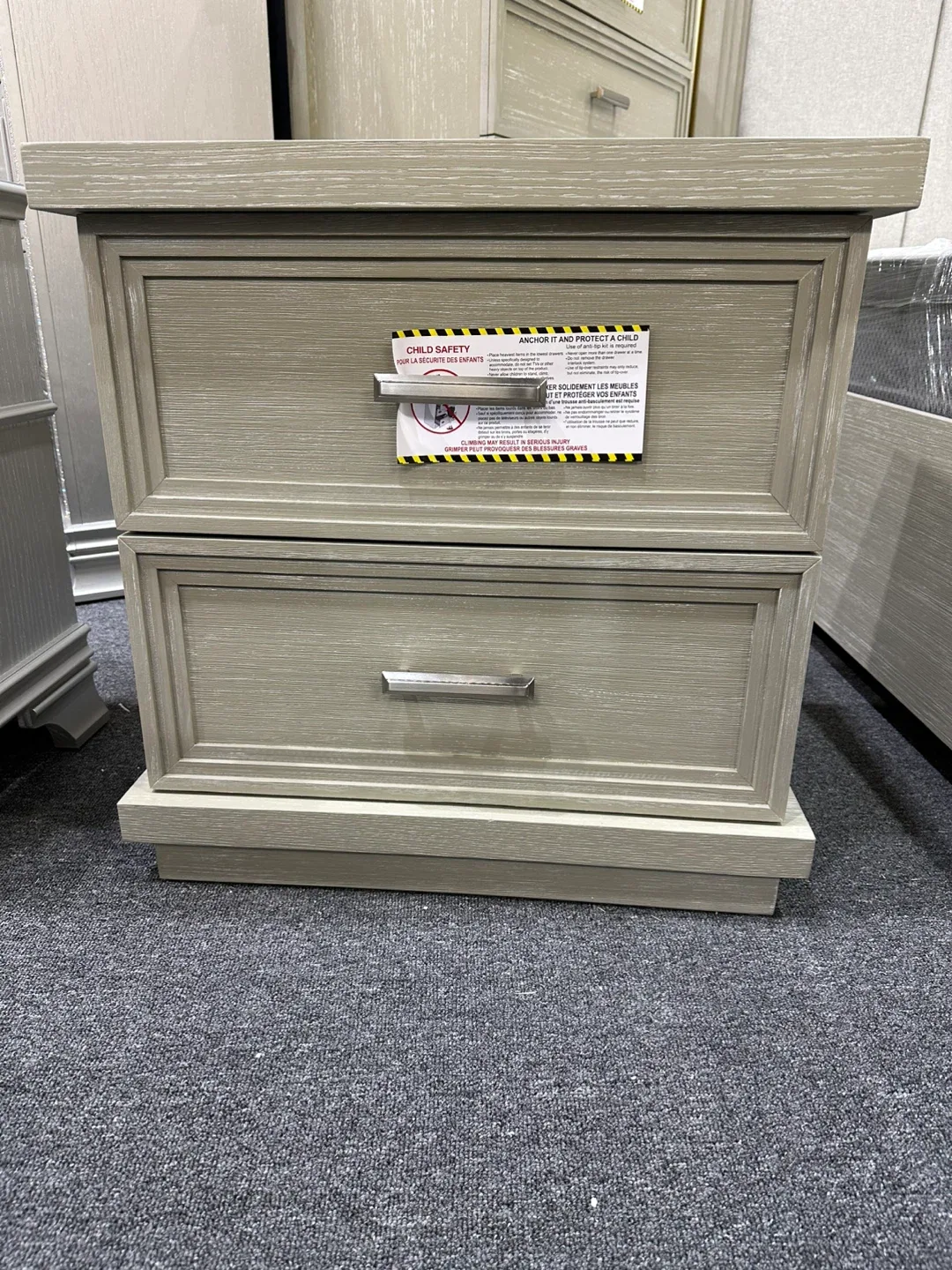 Bedroom Set (Bed, Dresser, Nightstand, Chest) image indicator(4)