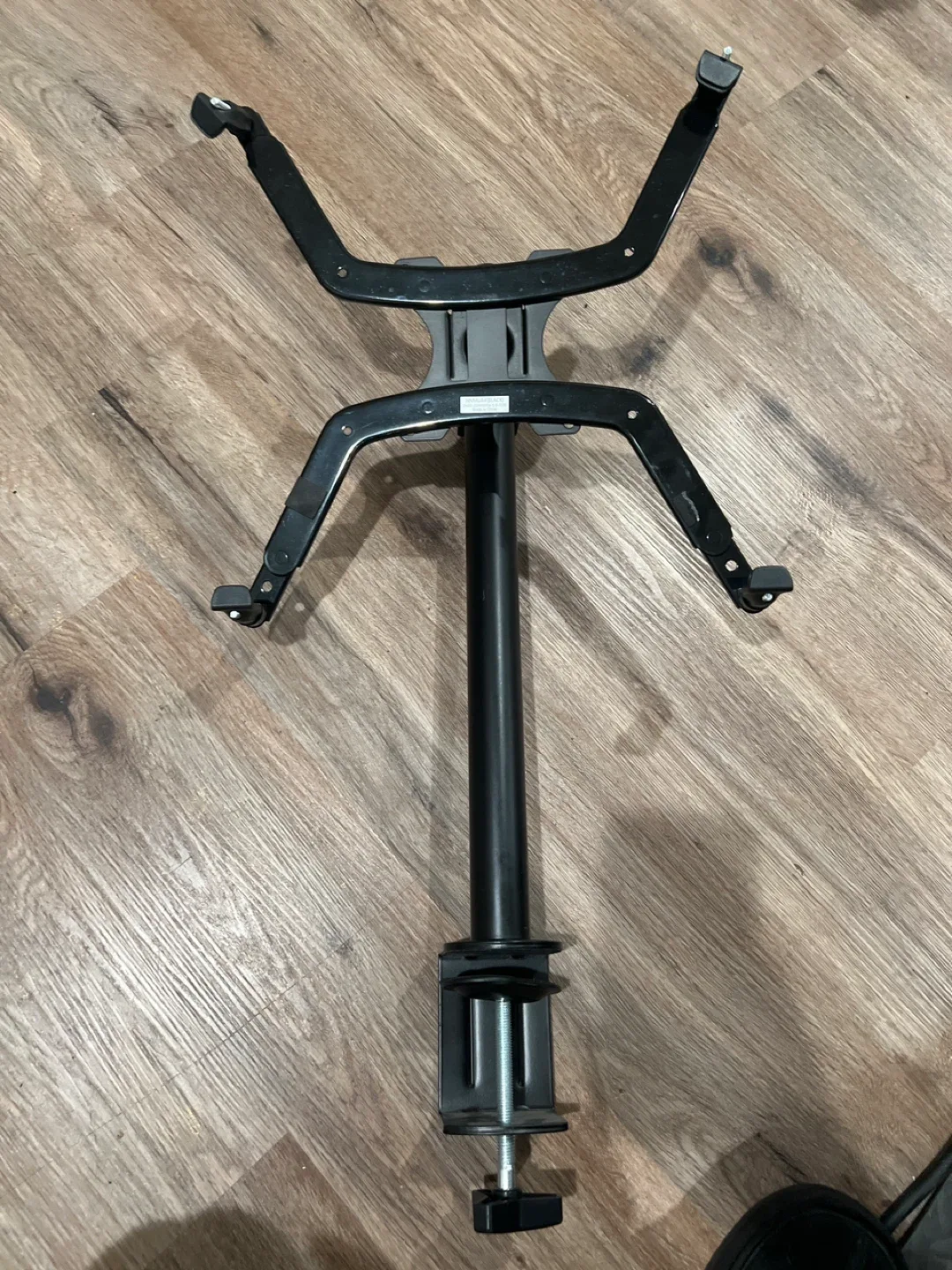 Monitor Arm Desk Mount - Black image indicator(2)