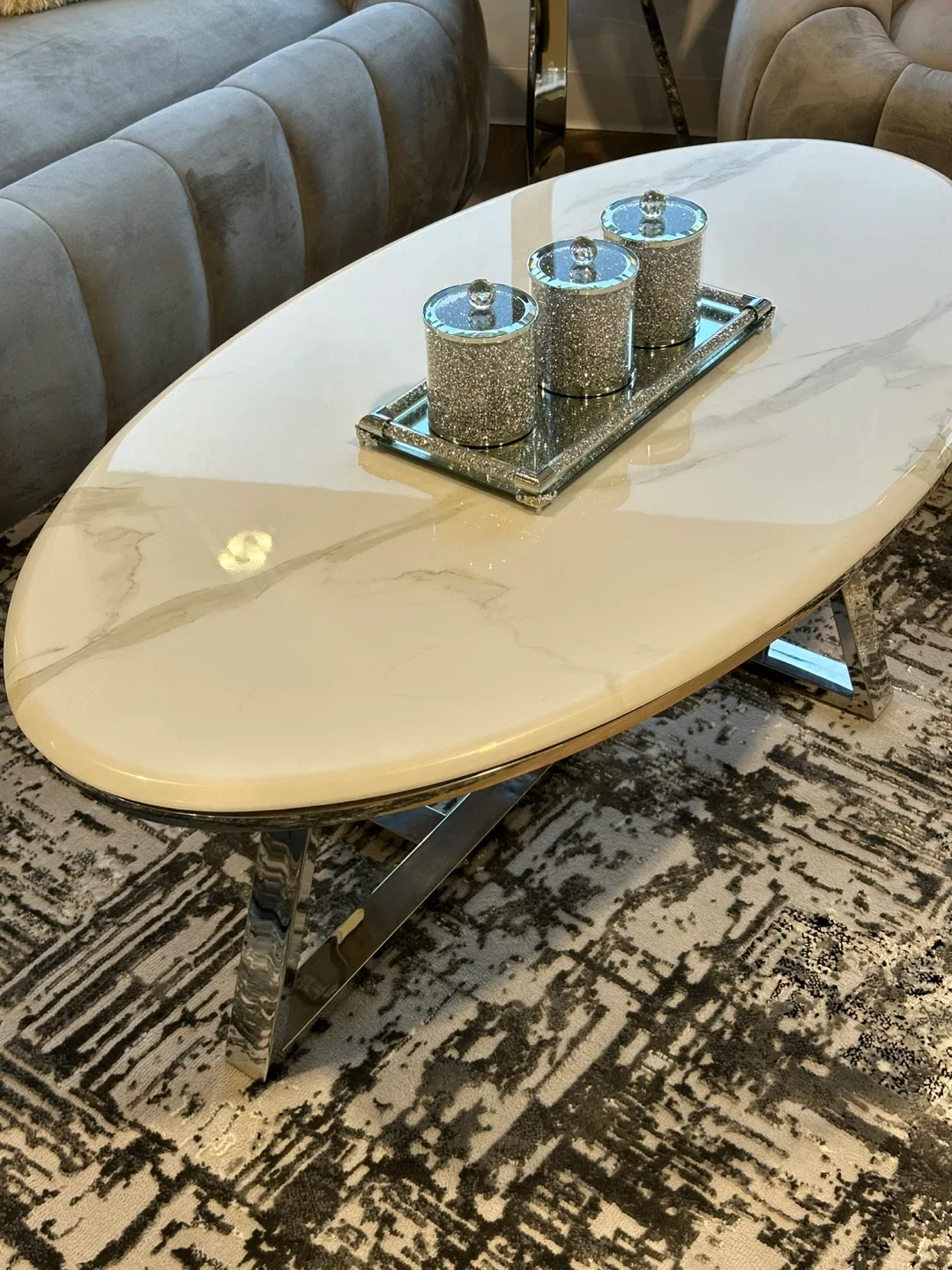 Oval White Marble Coffee Table image indicator(2)