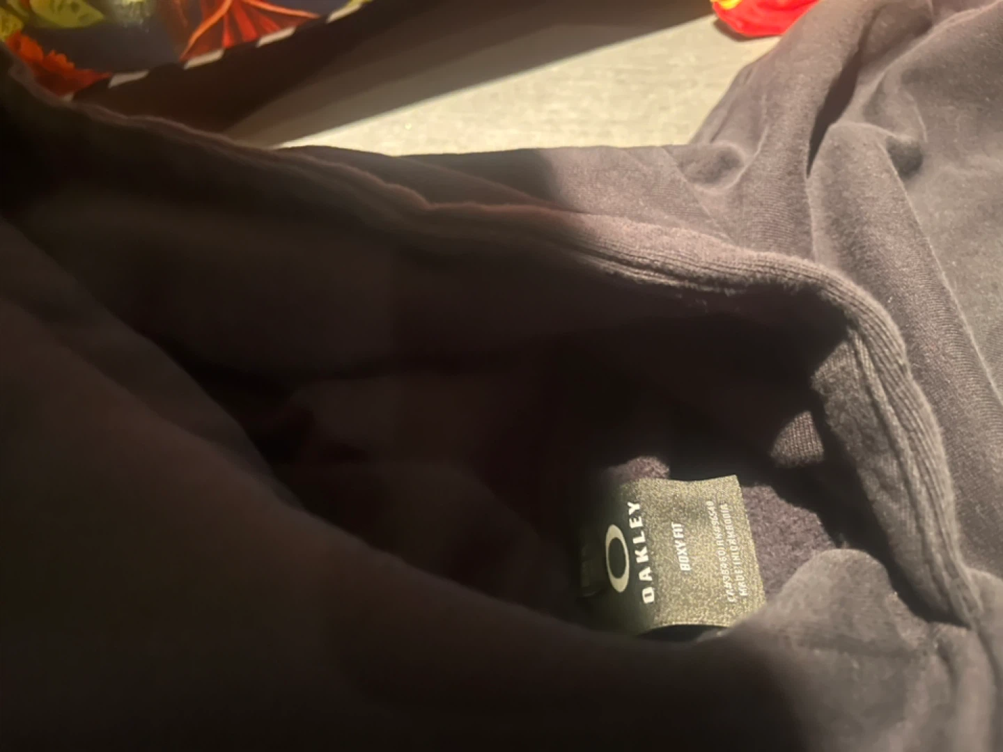Oakley Black Hoodie - Roxy Fit - photo 4