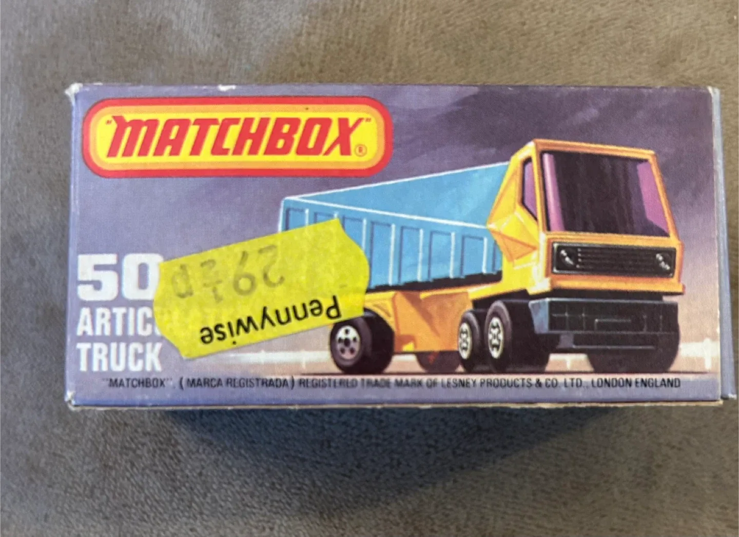 Lesney Matchbox 1973  Truck No Labels Mint Boxed image indicator(3)