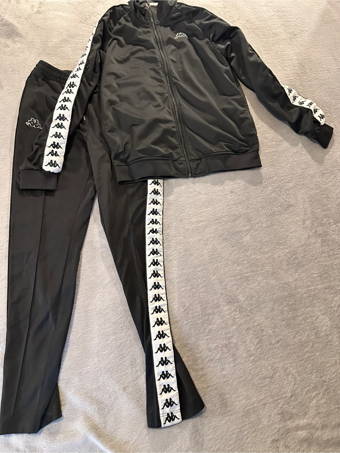 Kappa Tracksuit - Black, Size Medium