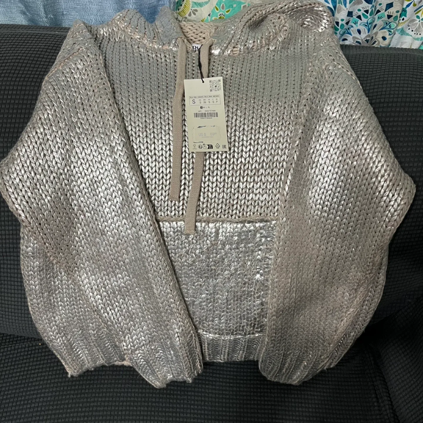Zara Knit Hoodie - Size S image indicator(2)