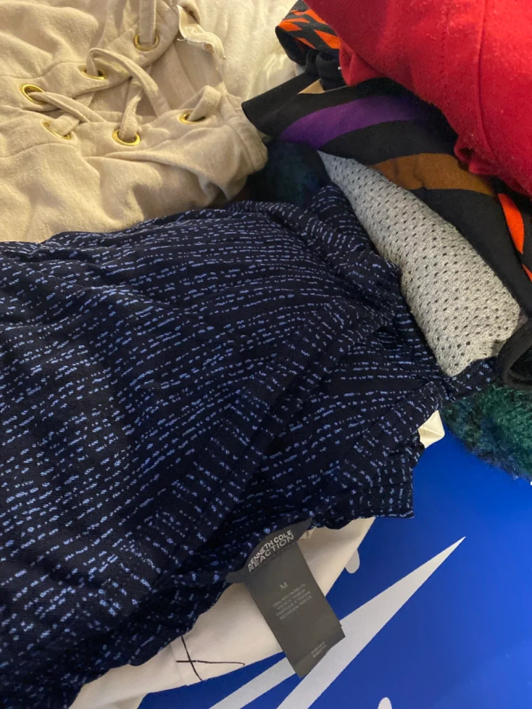 Mixed Clothing 30 + Lot - Lululemon, ALV and more! image indicator(2)