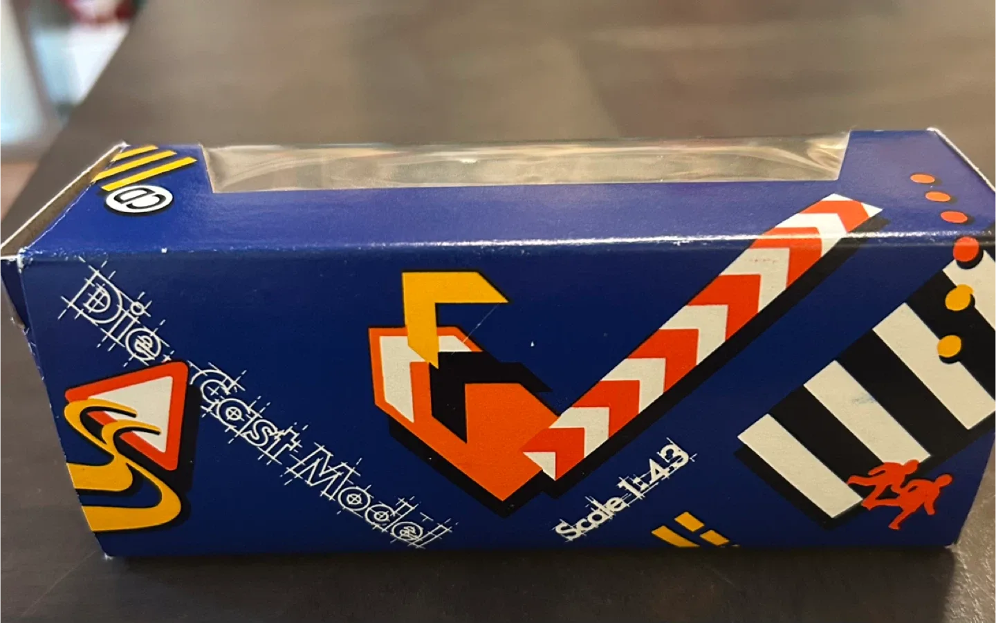 Corgi Jaguar XJR9 Castrol #66 Scale 1:43 Near mint In Box image indicator(3)