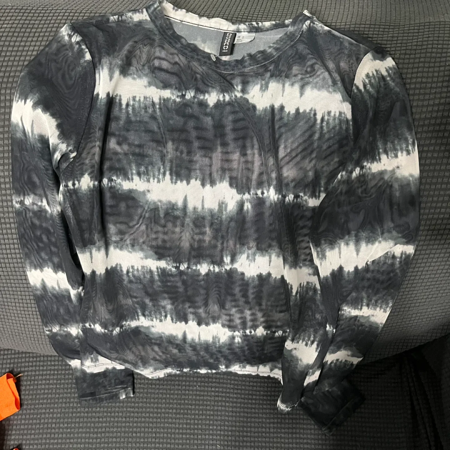 Zara, H&M Long Sleeve Tops image indicator(5)