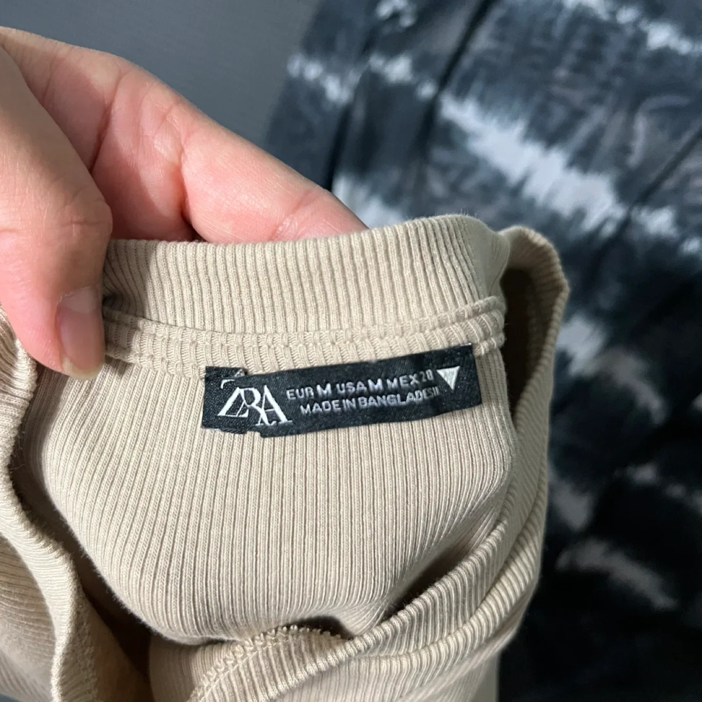 Zara, H&M Long Sleeve Tops image indicator(9)