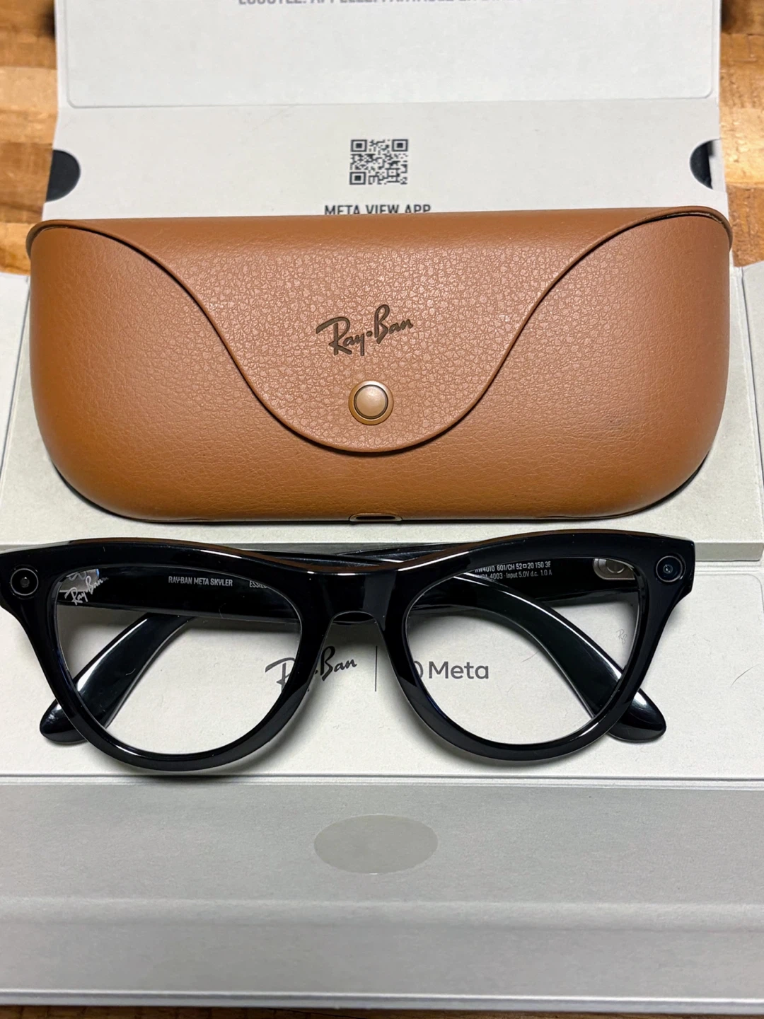 Ray-Ban Meta Skyler Smart Glasses - photo 3