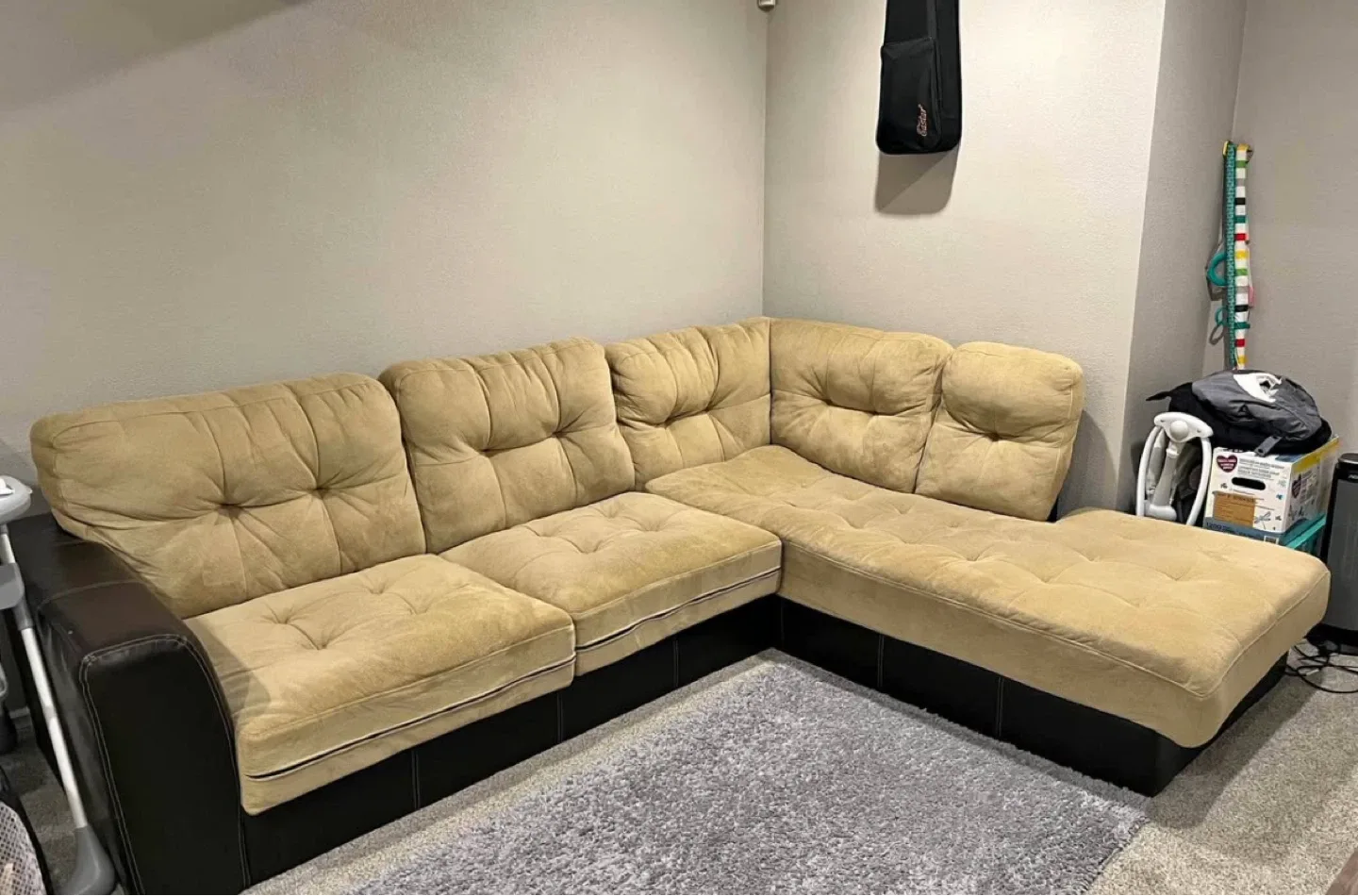 Delivery Available- Beautiful Sectional Couch