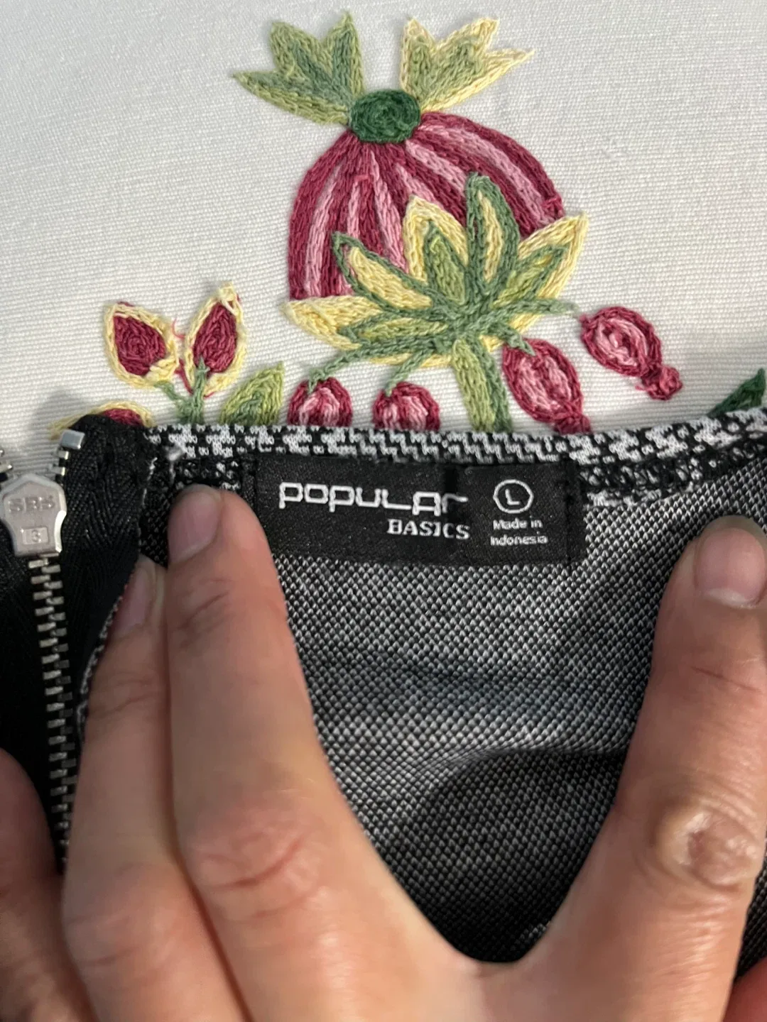 Popular Basics Plaid Dress - Size L image indicator(3)