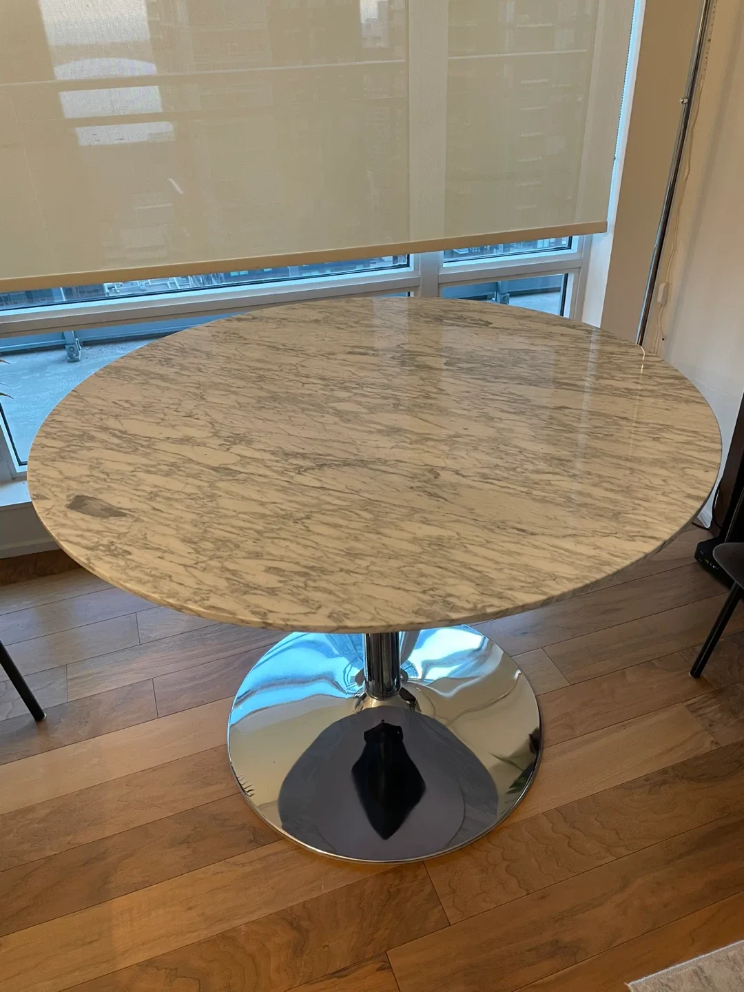 Round Marble Dining Table