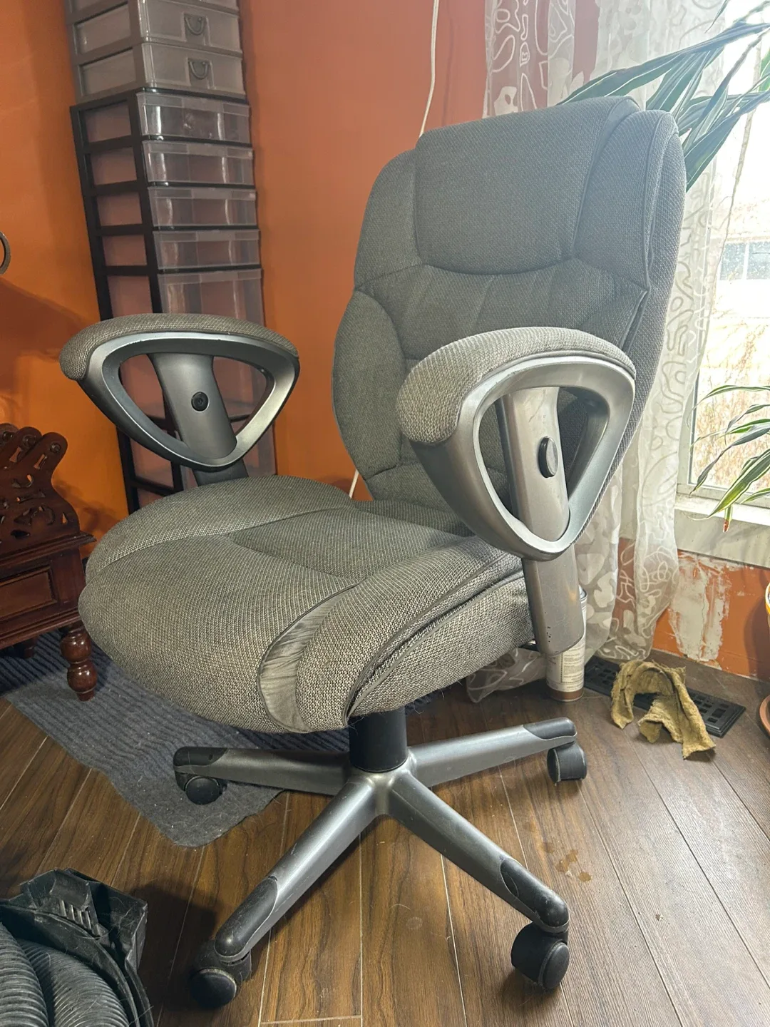 Grey Office Chair image indicator(4)