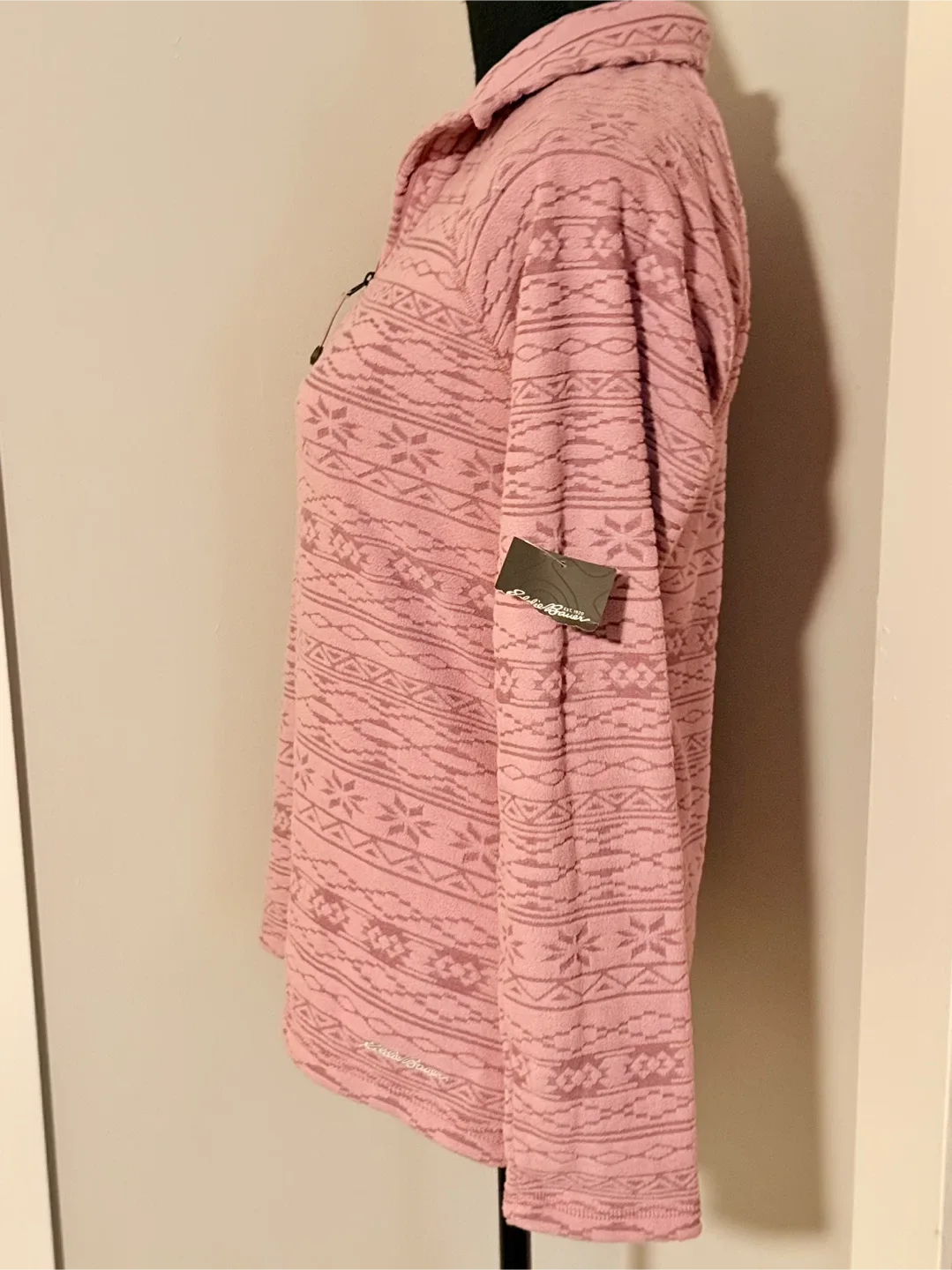 NWT* Eddie Bauer Women's Pullover - Size S image indicator(2)