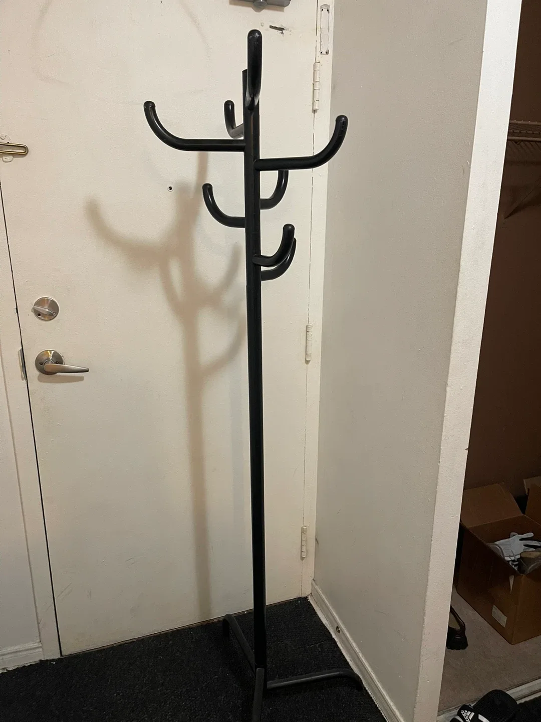 Black Metal Coat Rack Stand image indicator(5)