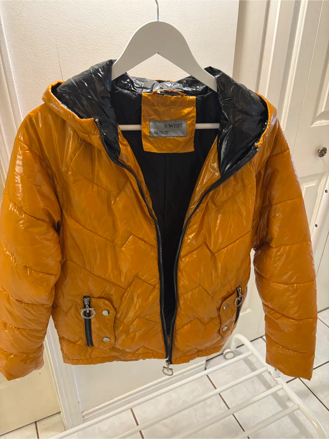 🧡 🖤 Vivid Orange Peel & Black - Size: M - photo 3