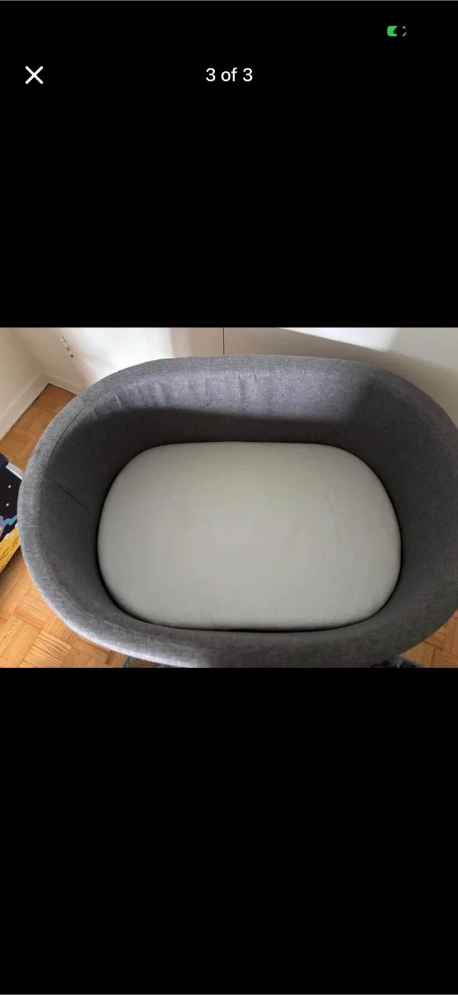 Baby Bassinet with Grey Fabric and White Mattress image indicator(3)