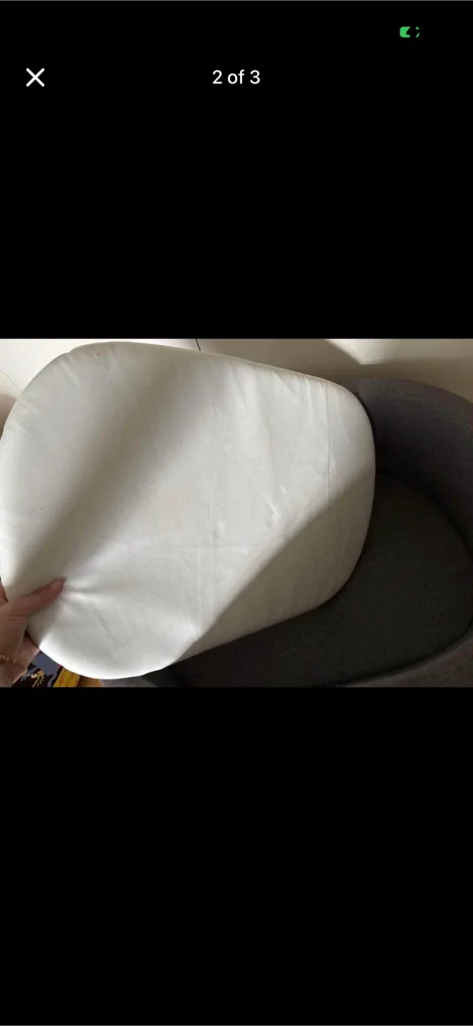 Baby Bassinet with Grey Fabric and White Mattress image indicator(2)