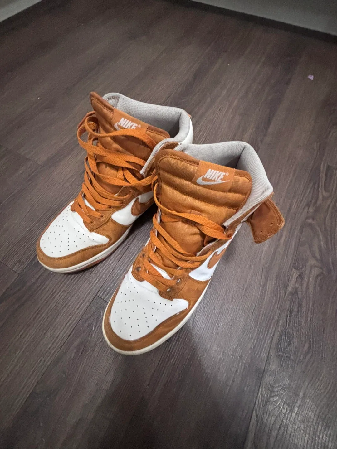 Nike Dunk High monarch - Size 9.5