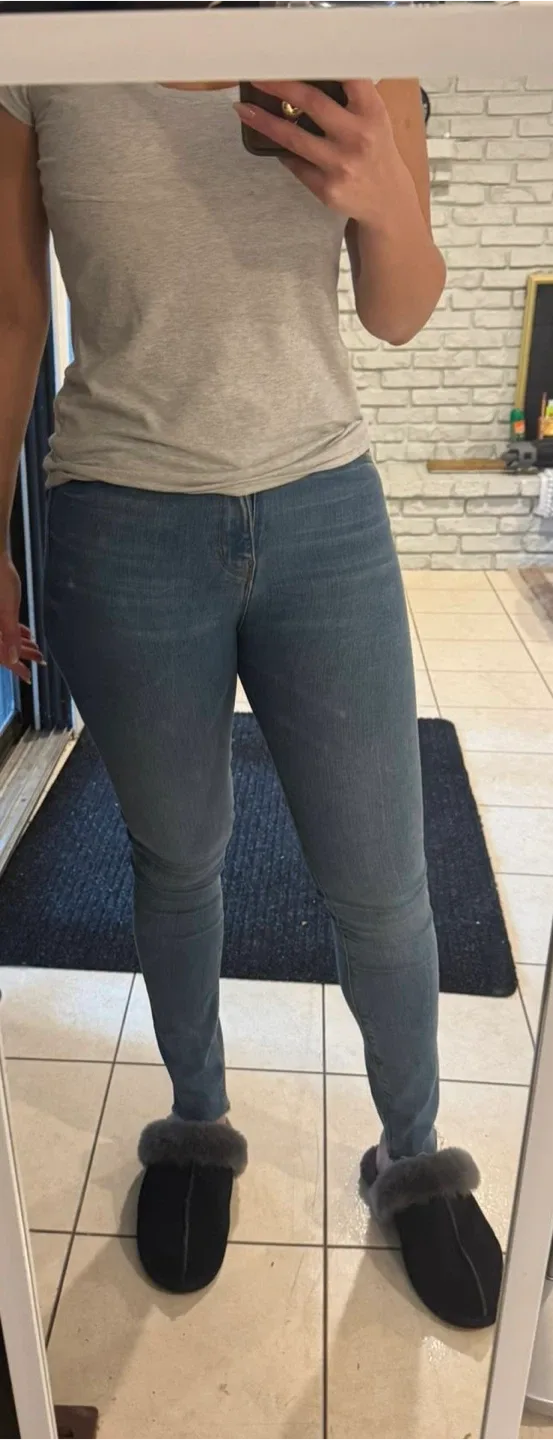 Zara Jeans - Size 2